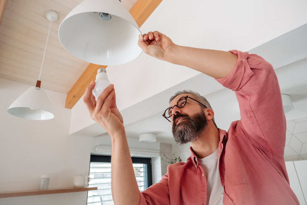 Top 8 Ways to Reduce Home Energy Consumption and Lower Your Bills - Reduce Home Energy Consumption